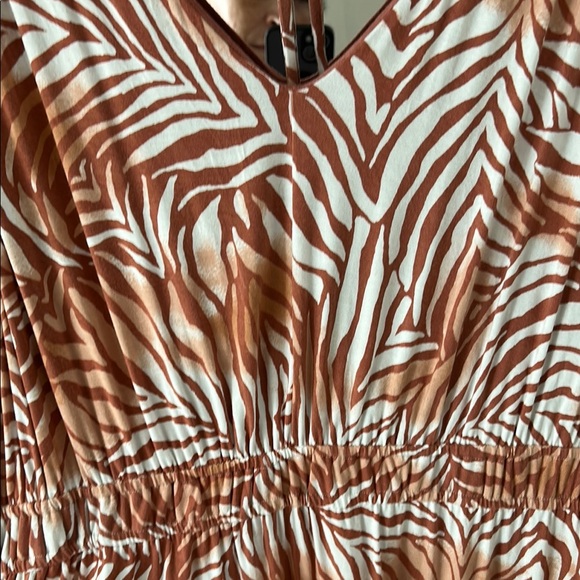 Soma EUC apricot and white shelf bra soma cool fabric dress - Picture 2 of 5